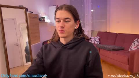           online show from 01.08.25