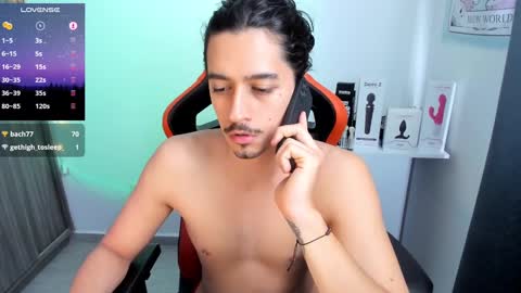 Snapshot of alexfloreszzz chatting on 03.12.25 alexfloreszzz online show from 03.12.25