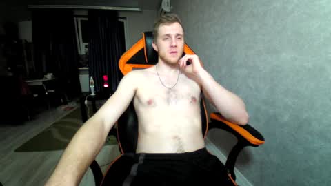 Snapshot of alexfox2018 chatting on 01.28.25 Alex online show from 01.28.25