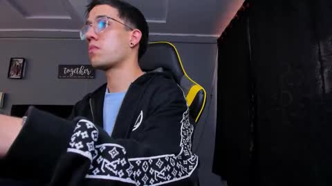 alexgiraldo__ online show from 10.25.25