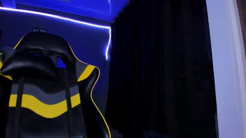 alexgiraldo__ online show from 10.31.25