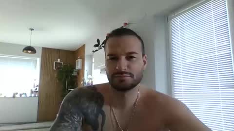 Snapshot of alexgrandi2024 chatting on 03.16.26 rey ale84 online show from 03.16.26