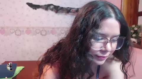 Alexia online show from 10.14.25