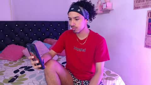 Snapshot of alexis21_ chatting on 03.04.25 Alexis online show from 03.04.25