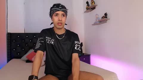 Snapshot of alexis21_ chatting on 09.21.25 Alexis online show from 09.21.25