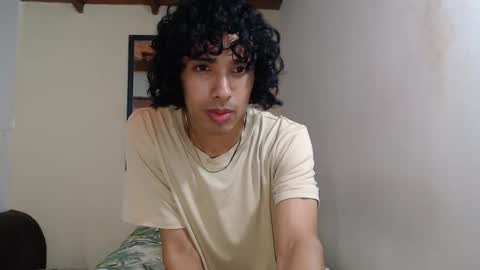 Snapshot of alexis21_ chatting on 10.15.25 Alexis online show from 10.15.25