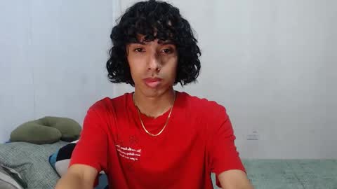 Snapshot of alexis21_ chatting on 11.21.25 Alexis online show from 11.21.25