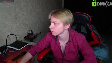 Snapshot of alexis_gordon chatting on 10.19.25 Alexis online show from 10.19.25