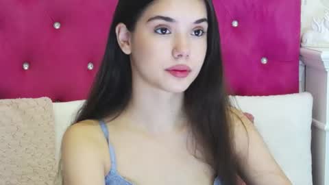 Snapshot of alexisdevine chatting on 07.07.26 alexisdevine online show from 07.07.26