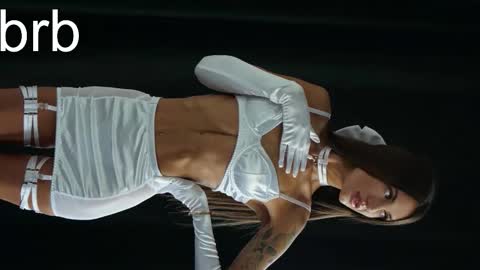 Alexis   Mon Tue Wed Thu Fri 7 GMT 0100am-0700am  online show from 10.15.25