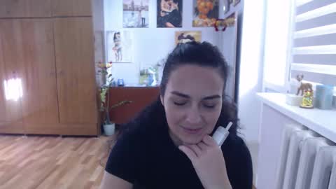 AlexisMillers online show from 12.04.25