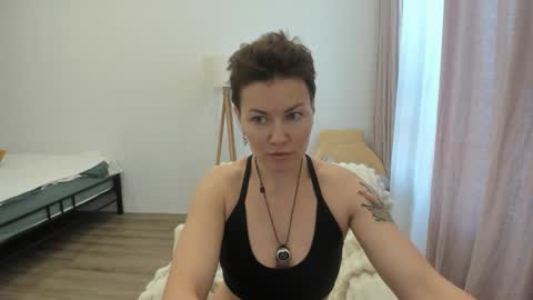 Snapshot of alexisweets chatting on 02.12.26 Sosweetcherry online show from 02.12.26