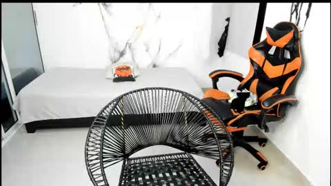 ALEXJ BLACK online show from 11.06.25