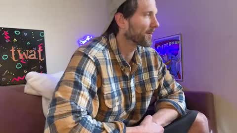 Snapshot of alexmanndickerson chatting on 01.16.26 Alex Mann online show from 01.16.26