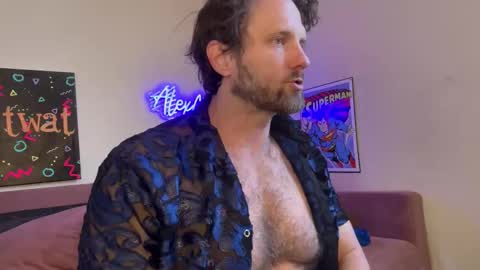 Snapshot of alexmanndickerson chatting on 02.01.26 Alex Mann online show from 02.01.26