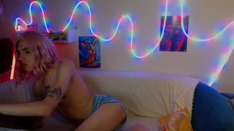 Snapshot of alexnaughty14 chatting on 10.07.25 alexnaughty14 online show from 10.07.25