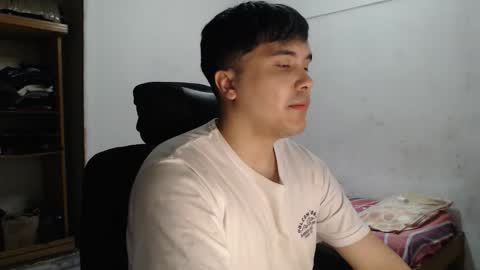 Snapshot of alexriversx chatting on 03.23.26 Alexander online show from 03.23.26