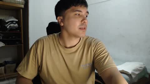 Snapshot of alexriversx chatting on 04.01.26 Alexander online show from 04.01.26