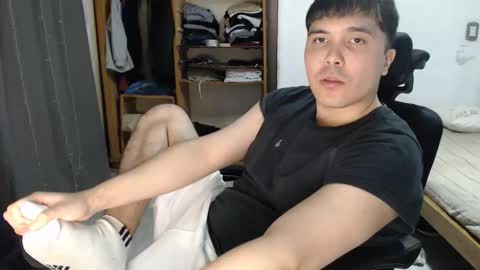 Snapshot of alexriversx chatting on 04.10.26 Alexander online show from 04.10.26