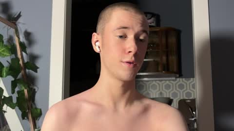 Snapshot of alexwos chatting on 12.06.24 Alex online show from 12.06.24