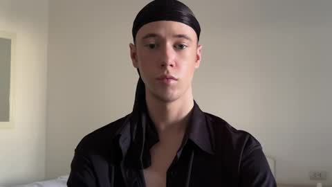 Snapshot of alexwos chatting on 12.24.24 Alex online show from 12.24.24