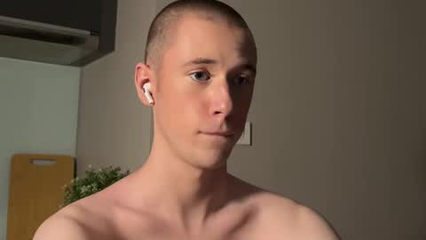 Snapshot of alexwos chatting on 01.08.25 Alex online show from 01.08.25