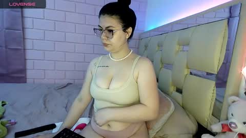 Snapshot of alexxa_12 chatting on 05.16.26 Alexa online show from 05.16.26