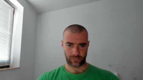 alfiesolomons87 online show from 10.27.25