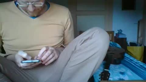 Snapshot of alfredosred123 chatting on 04.03.26 Alfredo Ginger huge cock online show from 04.03.26