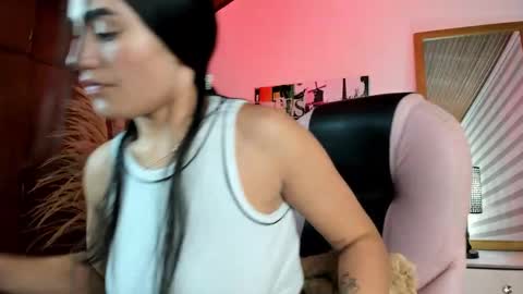 Snapshot of alheli_16 chatting on 10.12.25 Alheli online show from 10.12.25