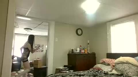 ali_tayler online show from 02.17.26