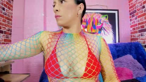 Snapshot of aliaandadara chatting on 02.21.26 aliaandadara online show from 02.21.26