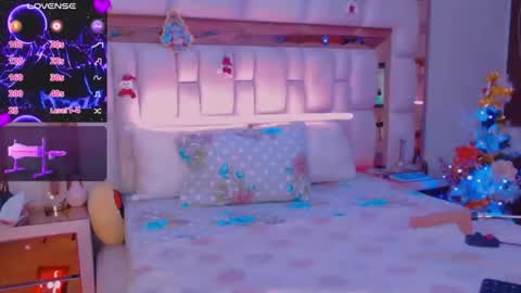 aliana_ross online show from 12.04.25