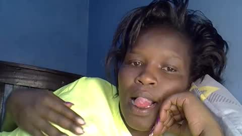 Snapshot of alic_crazy chatting on 11.19.25 alic_crazy online show from 11.19.25