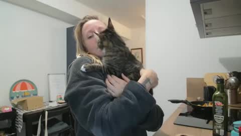 Snapshot of alice8363 chatting on 12.08.24 Alice online show from 12.08.24