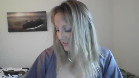 Snapshot of alice8363 chatting on 01.02.25 Alice online show from 01.02.25