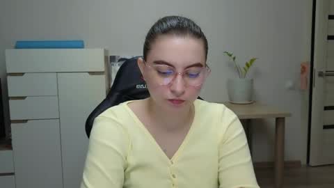 Alice online show from 04.18.26