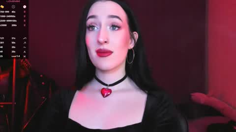 Snapshot of alice___mistress chatting on 02.04.25 Miss Alice online show from 02.04.25