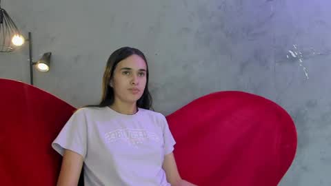 Snapshot of alice__susan chatting on 04.10.26 Alice Susan online show from 04.10.26