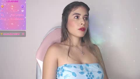 Snapshot of alice_cespedes chatting on 05.28.26 alice_cespedes online show from 05.28.26