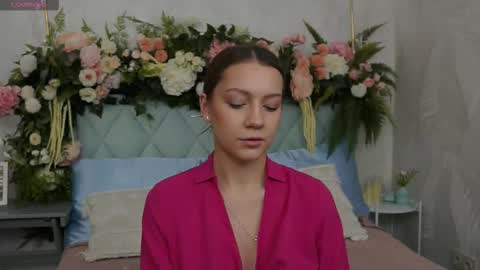 Alice in Wonderland  online show from 02.24.26