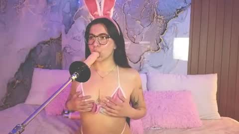 Mey online show from 06.22.26