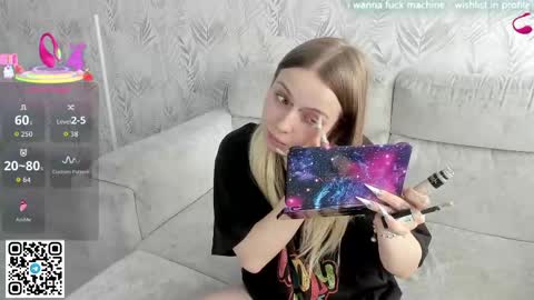 alice_halle online show from 04.14.26