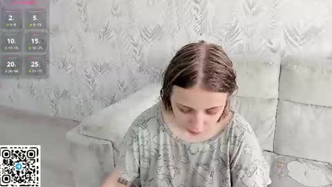 Snapshot of alice_halle chatting on 07.19.26 alice_halle online show from 07.19.26