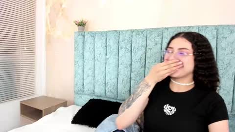 alice and amber online show from 02.11.25