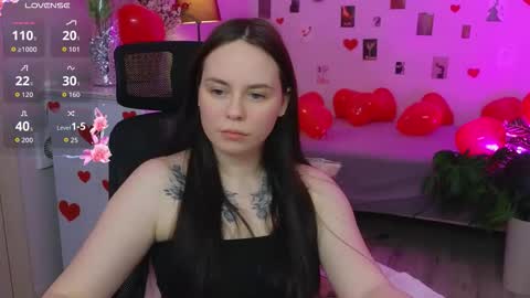 Snapshot of alice_moondark chatting on 02.12.26 Alice online show from 02.12.26