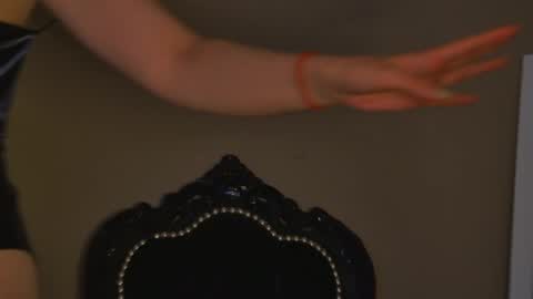 AliceMunro online show from 05.27.26