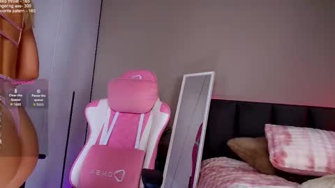 Snapshot of alice_n_wooderland chatting on 06.02.26 Alice My schedule this weekMonday Wednesday Friday Saturday Subject to change online show from 06.02.26