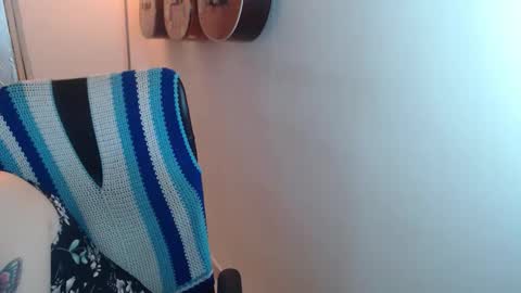 Alicia Aldara online show from 11.21.25