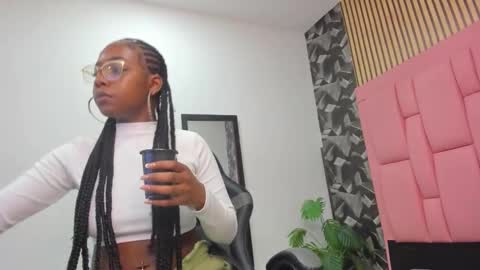 alice_rouusse online show from 09.09.25